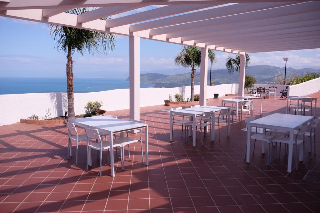 Hotel Alta Marea Gioiosa Marea Exteriér fotografie